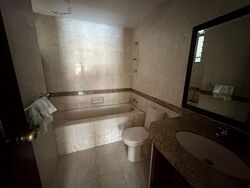 Stratford Court (D16), Condominium #450011251